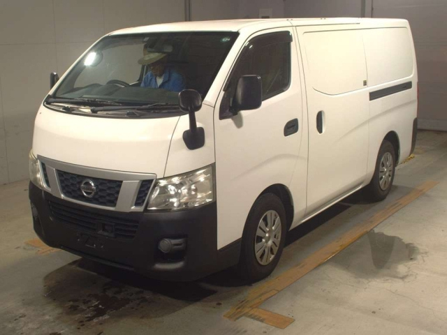 NISSAN CARAVAN VAN 2017