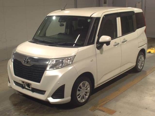 TOYOTA ROOMY 2020