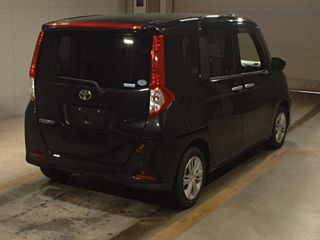 TOYOTA ROOMY 2021