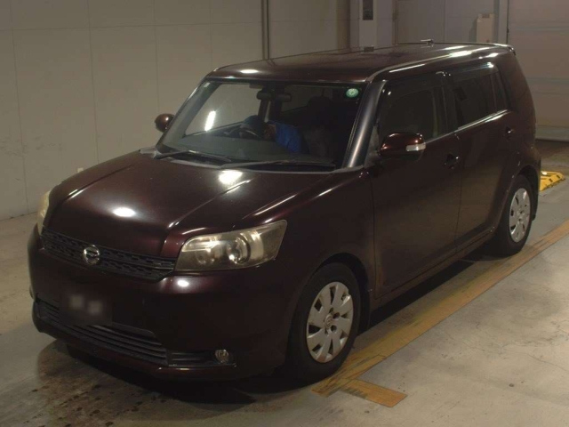 TOYOTA COROLLA RUMION 2011