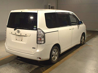 TOYOTA VOXY 2012