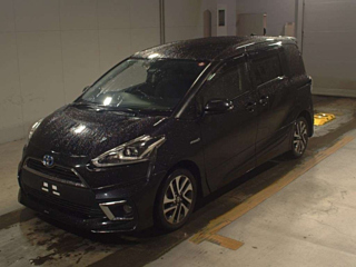TOYOTA SIENTA 2016