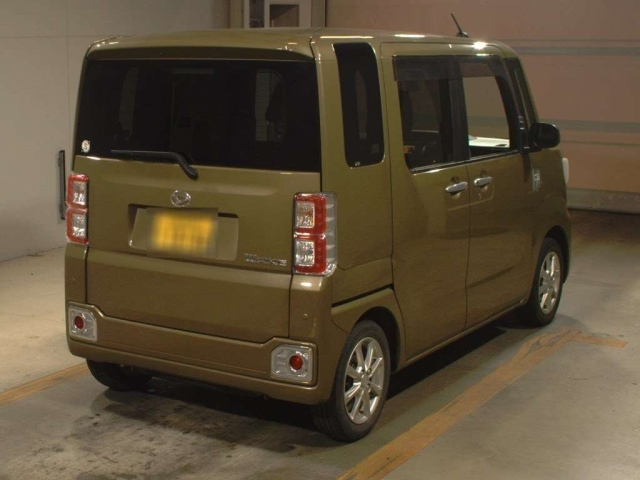 DAIHATSU WAKE 2021