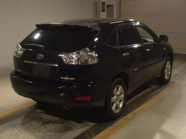 TOYOTA HARRIER 2011