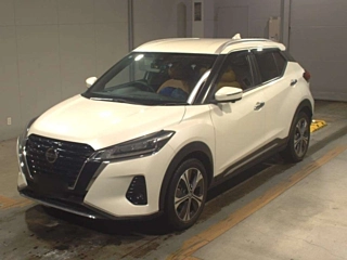 NISSAN KIX 2020
