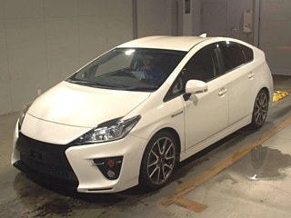 TOYOTA PRIUS 2013