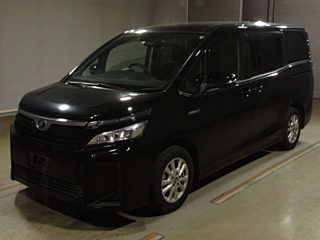 TOYOTA VOXY 2018
