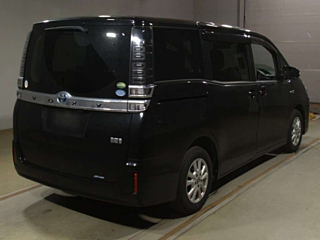 TOYOTA VOXY 2018