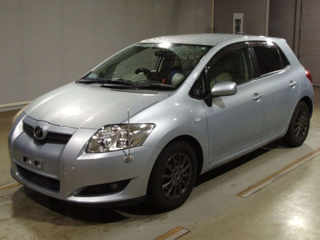 TOYOTA AURIS 2009