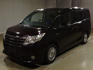 TOYOTA NOAH 2014