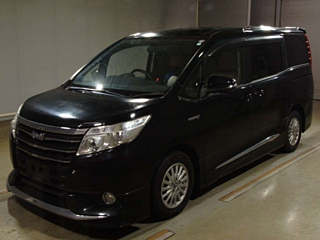 TOYOTA NOAH 2014
