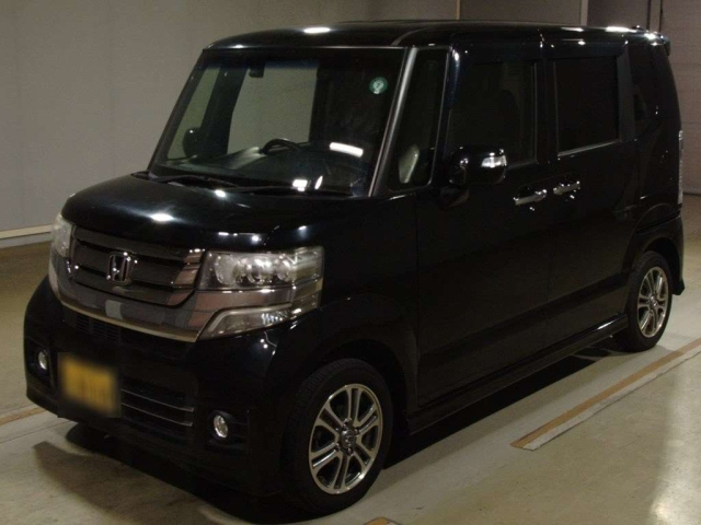 HONDA N BOX 2017