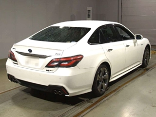 TOYOTA CROWN 2018