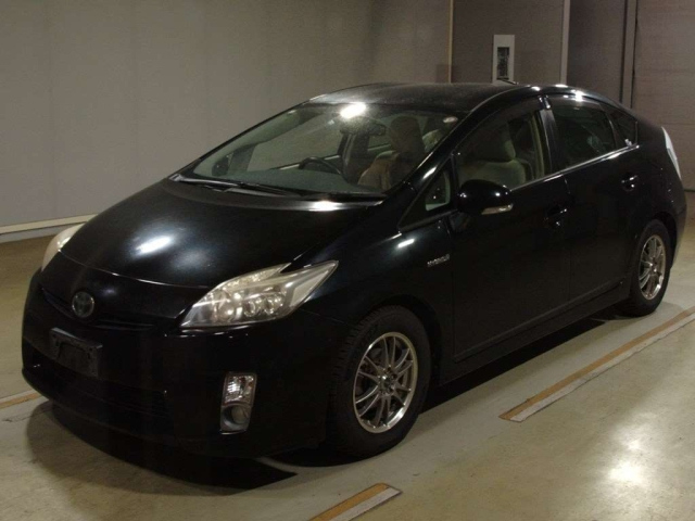 TOYOTA PRIUS 2010