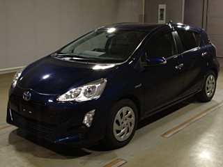 TOYOTA AQUA 2016
