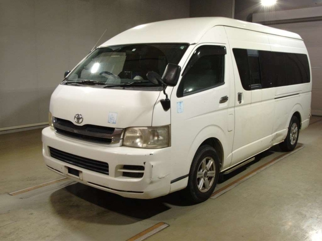 TOYOTA HIACE 2009