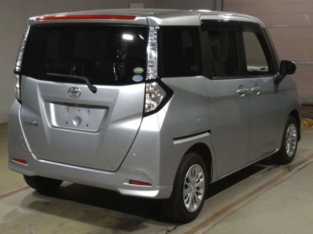 TOYOTA TANK 2018