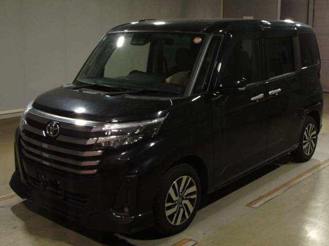 TOYOTA ROOMY 2021
