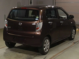 DAIHATSU MIRA E S 2013
