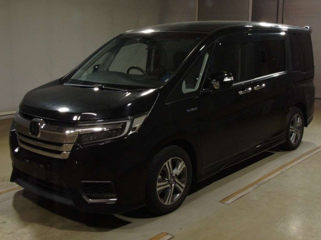 HONDA STEP WAGON 2017