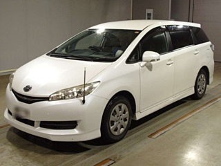 TOYOTA WISH 2013