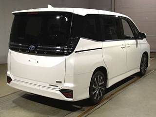 TOYOTA VOXY 2022