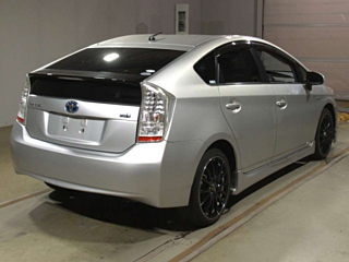 TOYOTA PRIUS 2012