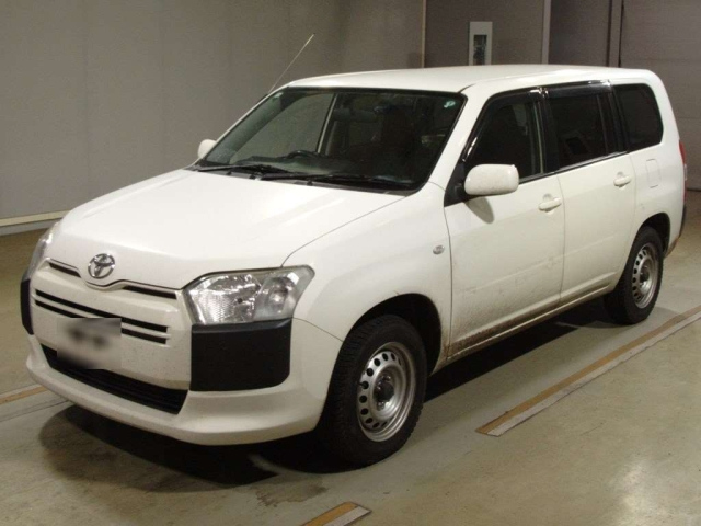 TOYOTA PROBOX 2018