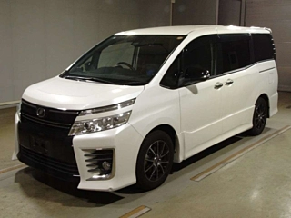 TOYOTA VOXY 2016