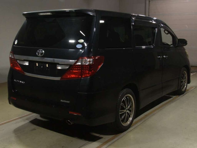 TOYOTA ALPHARD 2012