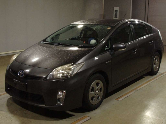 TOYOTA PRIUS 2011