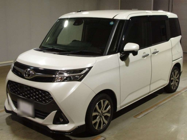 TOYOTA TANK 2017