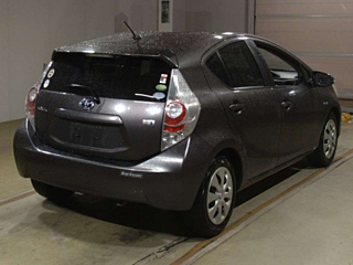TOYOTA AQUA 2014