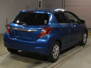 TOYOTA VITZ 2014