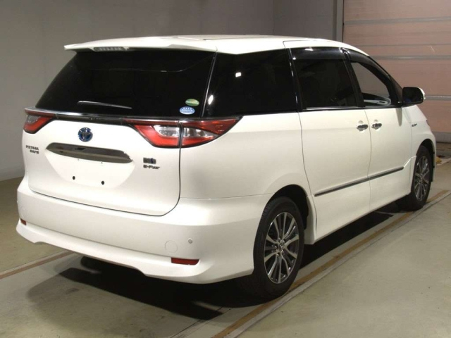 TOYOTA ESTIMA HYBRID 2016