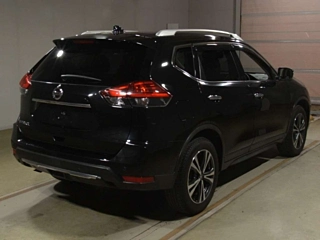 NISSAN X-TRAIL 2018