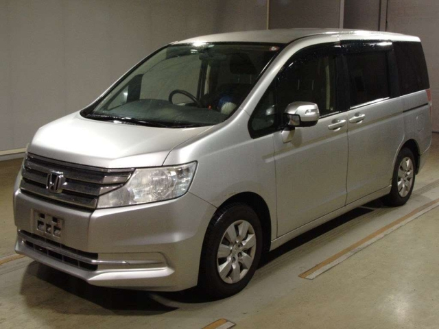 HONDA STEP WAGON 2012