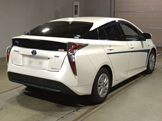 TOYOTA PRIUS 2017
