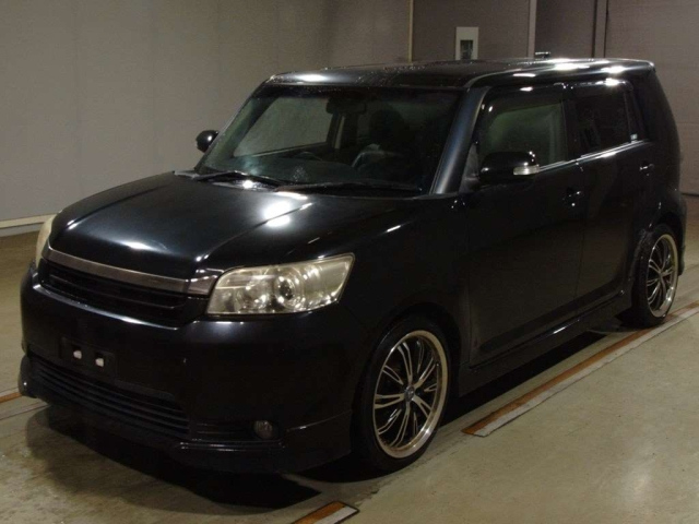 TOYOTA COROLLA RUMION 2011