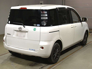 TOYOTA SIENTA 2010