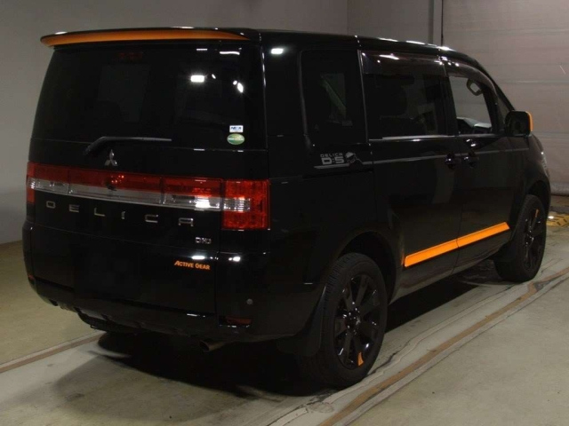 MITSUBISHI DELICA D5 2018