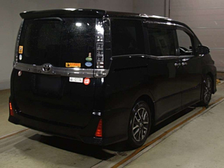 TOYOTA VOXY 2016