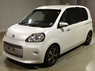 TOYOTA PORTE 2015