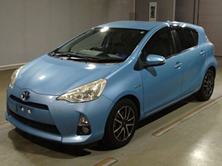 TOYOTA AQUA 2012