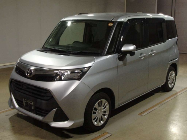 TOYOTA TANK 2017