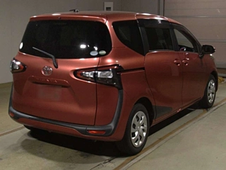 TOYOTA SIENTA 2016
