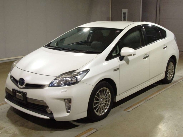 TOYOTA PRIUS PHV 2012