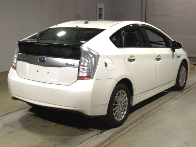 TOYOTA PRIUS PHV 2012