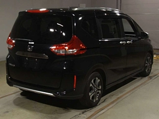 HONDA FREED 2023