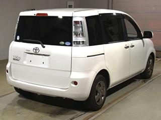 TOYOTA SIENTA 2012
